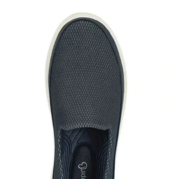 Baretraps Women's Nevin Slip  On Sneaker-8.5 - Picture 2 of 4